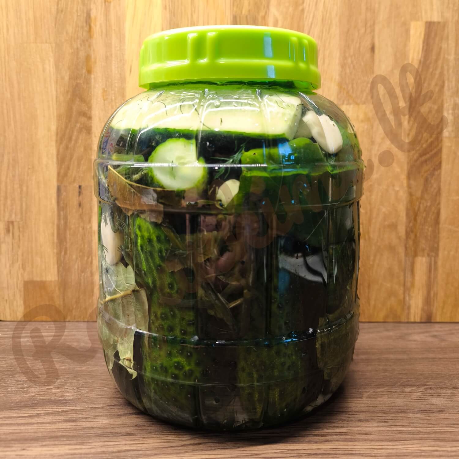 Lengvas raugintų agurkų receptas